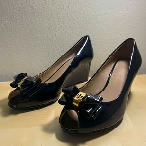 Tory Burch black bow pumps